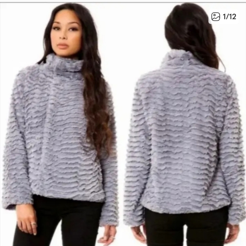 Patagonia Light Gray Plush Funnel Neck Jacket